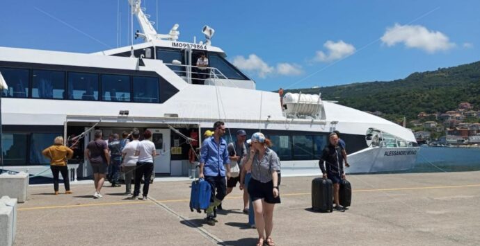 Vibo Marina, un innovativo aliscafo ibrido (amico dell’ambiente) per i collegamenti con le Isole Eolie e Milazzo