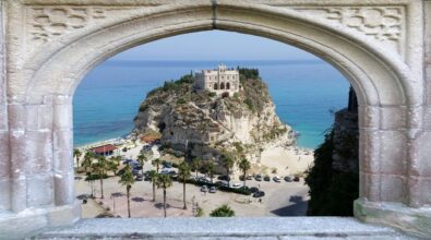 Tropea sposa del mare: gli studenti dell’Istituto Galluppi protagonisti all’Aqua Film Festival 2025