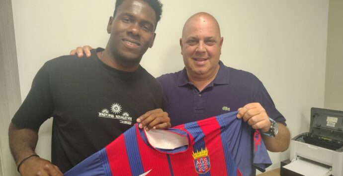 Eccellenza, il Soriano batte il primo colpo di mercato: i gol saranno firmati dal colombiano Florez
