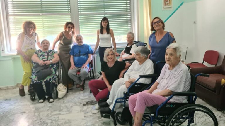 Soriano, la Pro Loco fa visita alla casa di riposo: «Dagli anziani c’è da imparare ogni giorno»