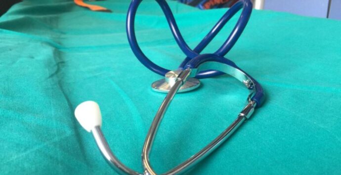 Nasce nel Vibonese il primo ambulatorio medico gratuito, Osservatorio civico Città attiva: «Un faro di speranza per i più fragili»