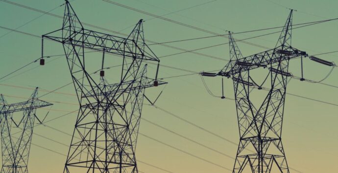 Black out, il doppio guasto tra Zambrone e Parghelia provoca la reazione dei sindacati che puntano il dito contro il gestore